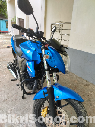 Suzuki gixer monotone